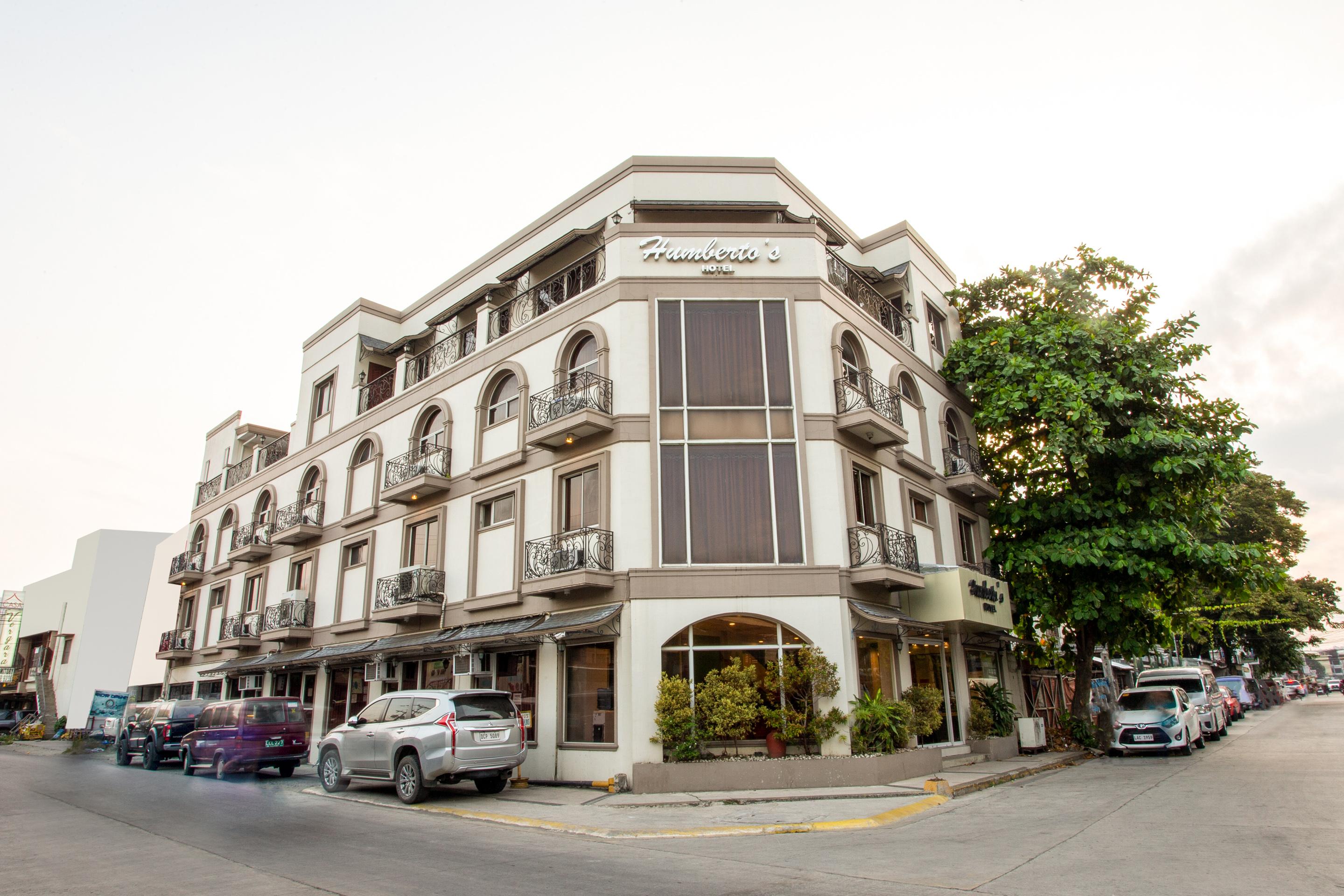 Oyo 414 Humberto'S Hotel Davao City Kültér fotó