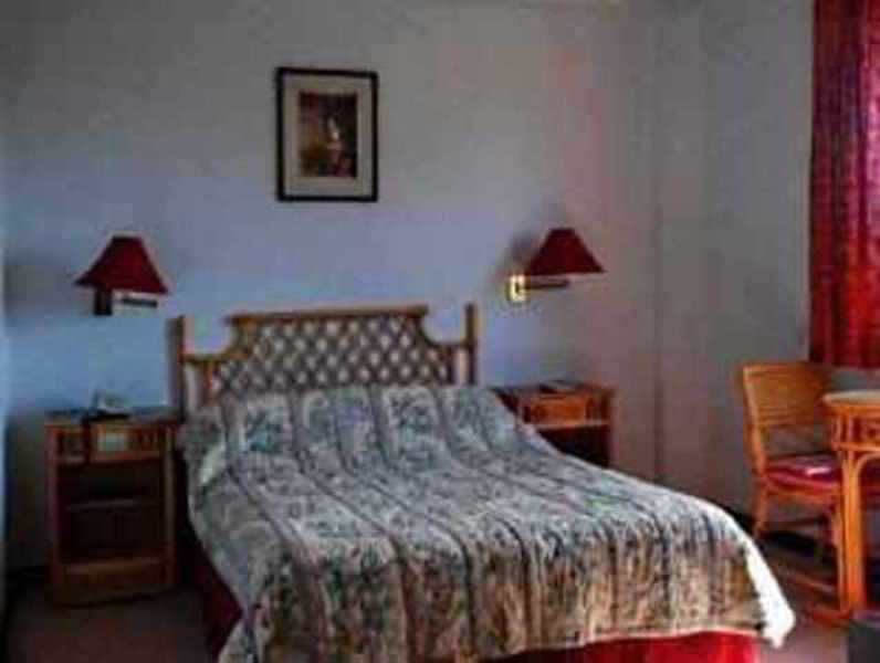 Oyo 414 Humberto'S Hotel Davao City Kültér fotó