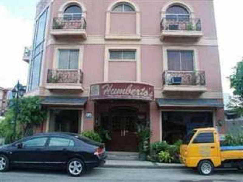 Oyo 414 Humberto'S Hotel Davao City Kültér fotó